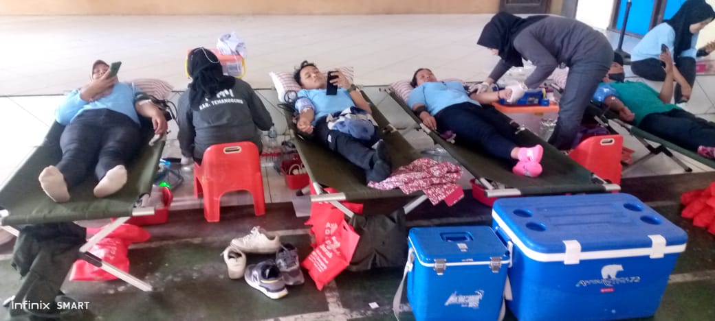Program kesehatan melaksanakan Donor Darah Tri Wulan Desa Nguwet kecamatan Kranggan.  