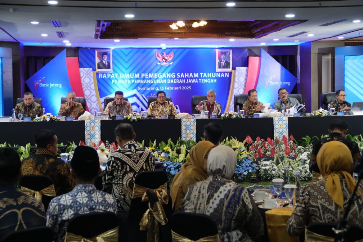 Pj. Walkot Hadiri RUPS Tahunan PT Bank Jateng