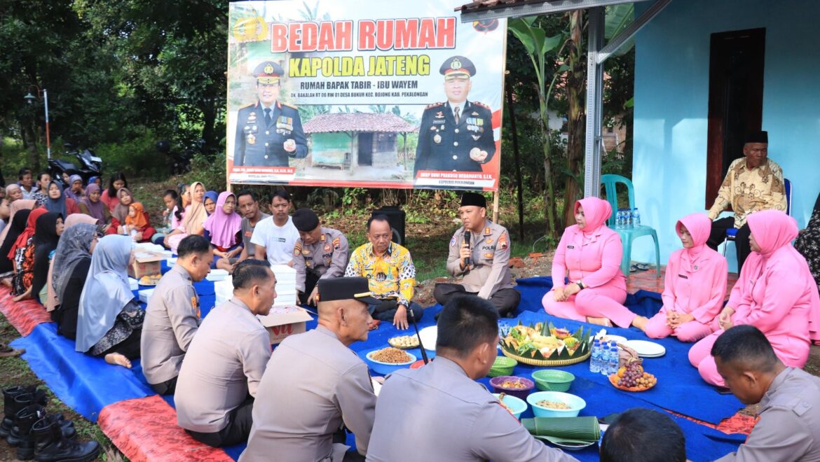 Bedah Rumah Milik Bapak Tabir dan Ibu Wayem, Kapolres Pekalongan : Target Awal Dua Minggu, Selesai 10 Hari
