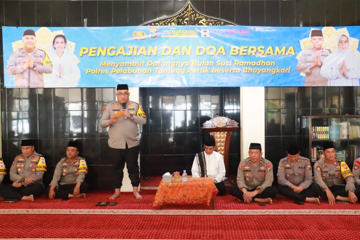 Polres Pelabuhan Tanjung Perak Gelar Pengajian dan Doa Bersama Sambut Ramadan 1446 H / 2025 M