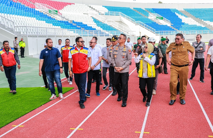 Kapolda Jatim Tinjau Renovasi Stadion Kanjuruhan, Pastikan Kelayakan dan Keamanan