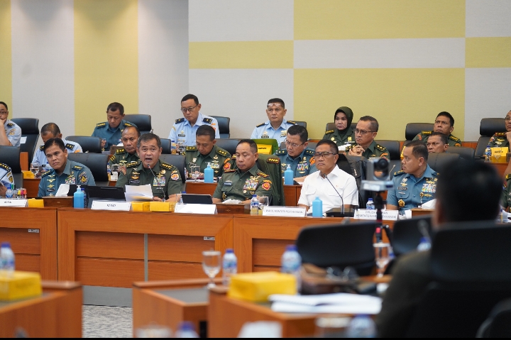 Kasad: Kita Tidak Lagi Berpikir Dwi Fungsi, Kita Hormati Demokrasi