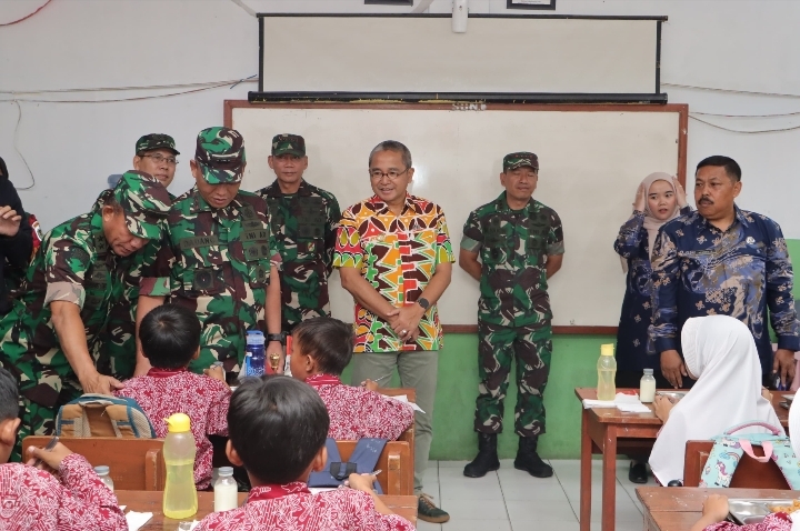 Benny Bachtiar Pastikam Kesiapam MBG layak dan Berdampak Positif bagi Pelajar   
