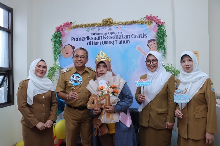 Pj Wali Kota Cimahi Tinjau Pelaksanaan Program CKG di Puskesmas Cipageran