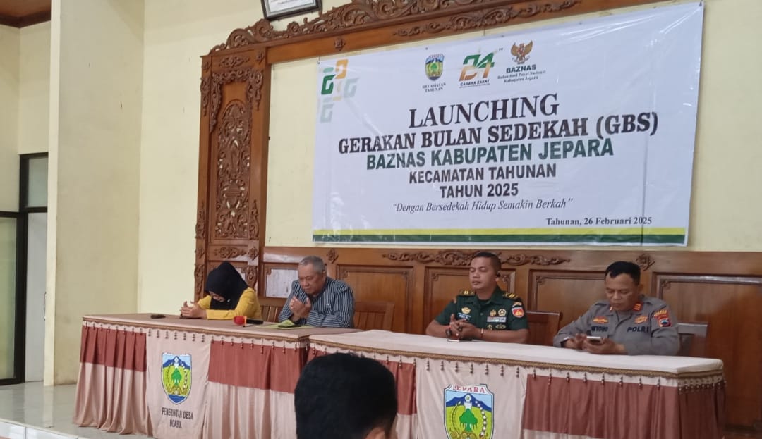 Komandan Koramil Tahunan Kodim 0719 / Jepara Lettu Inf Edi Sulistiyono Hadiri Launching Gerakan Bulan Sedekah (GBS) di Pendopo Kecamatan Tahunan
