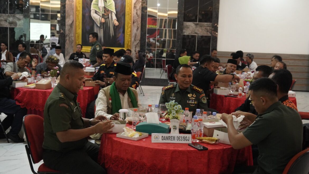 Korem 063 / SGJ gelar Silahturahmi dengan Ketua Ormas se wilayah Kota / Kabupaten Cirebon