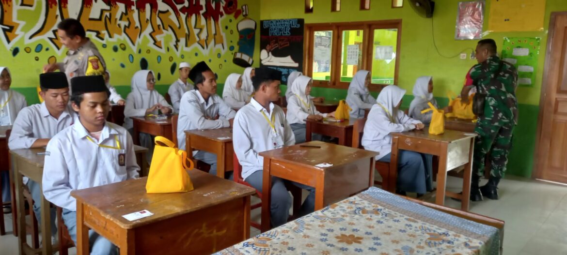 Pendistribusian Makan Bergizi Gratis di SPPG Wilayah Kodim 0620 / Kabupaten Cirebon