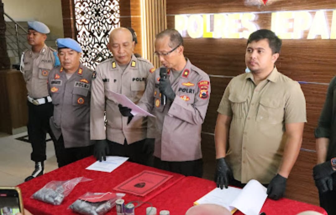 Polres Jepara Ringkus Pelaku Penjual Bahan Peledak Petasan