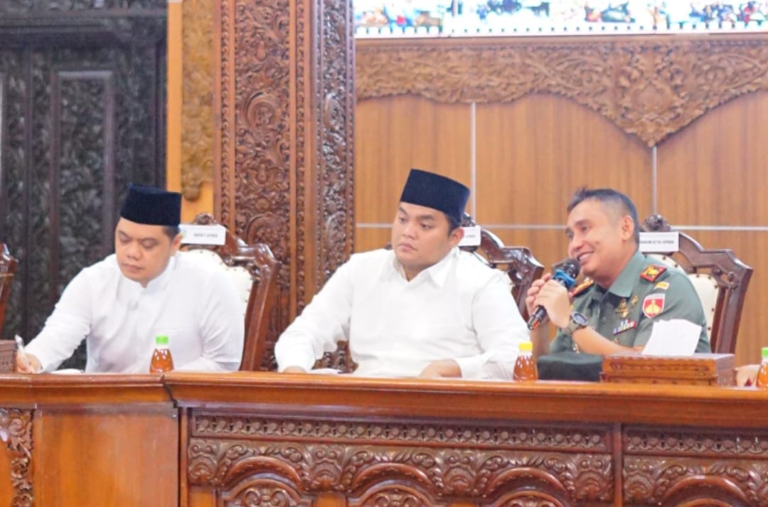 Dandim 0719 / Jepara Hadiri Acara Pembinaan dan Silaturahmi Pemerintah Daerah dengan Ormas, Tokoh Masyarakat, dan Media di Kabupaten Jepara