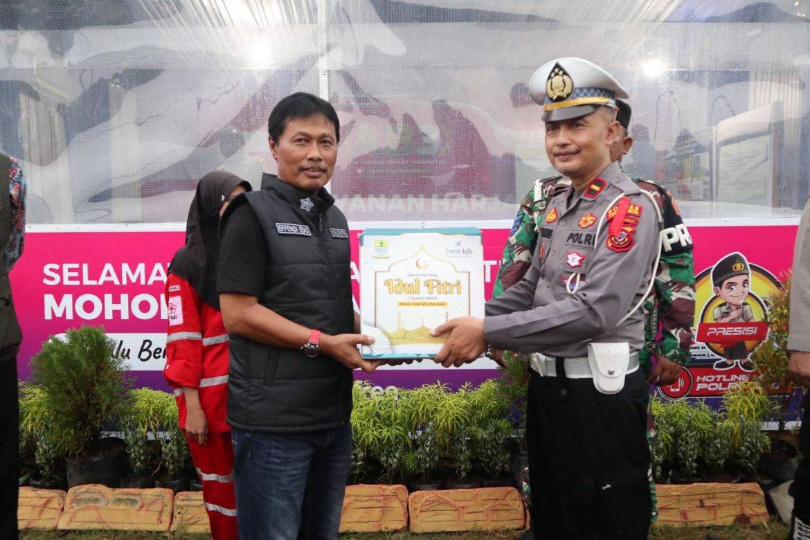 Pantau Pos Pengamanan Idul Fitri 1446 H, Wali Kota Pastikan Kelancaran Arus Mudik