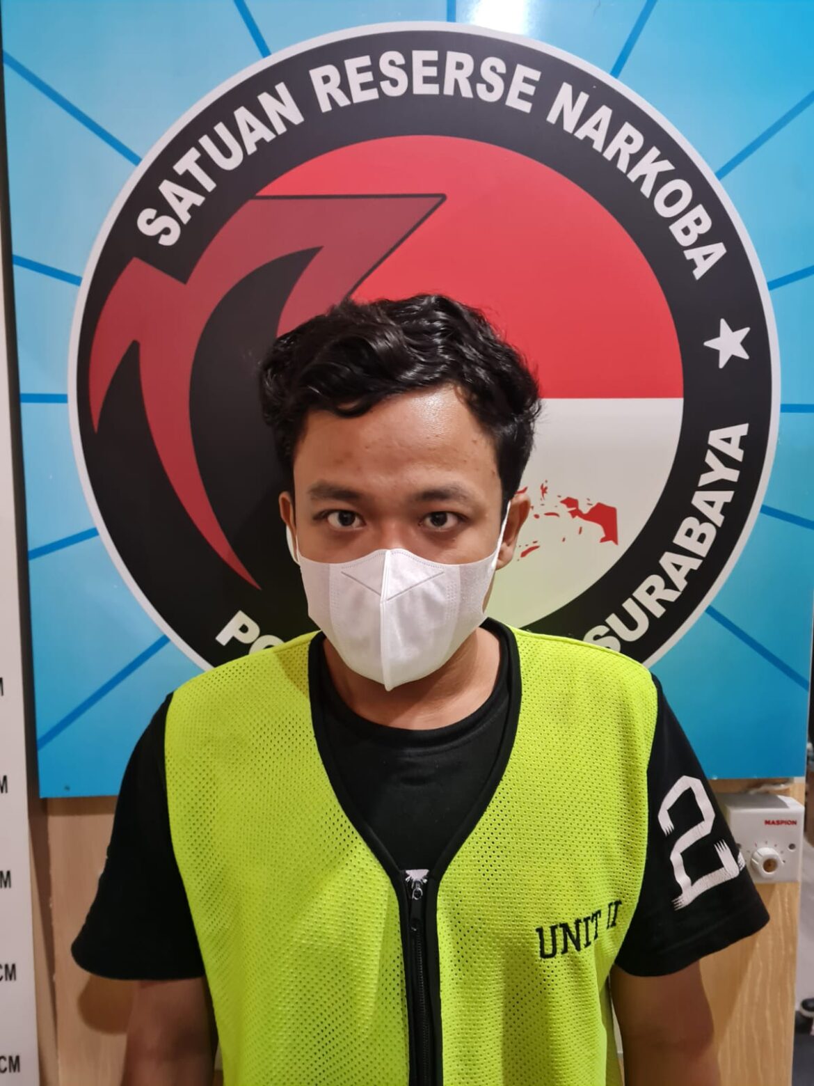 Satresnarkoba Polrestabes Tangkap Pengedar Narkotika Jenis Sabu di Surabaya