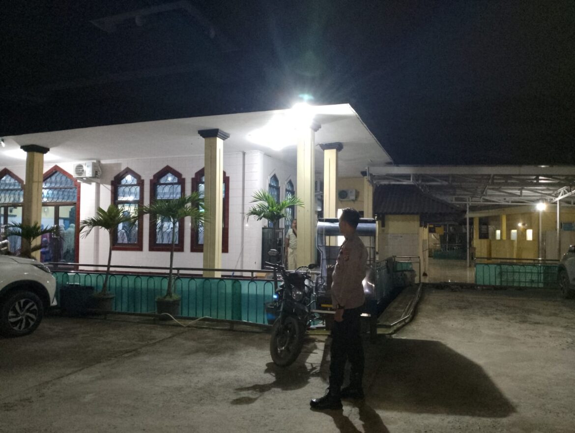 Polsek Indralaya Laksanakan Pengamanan Sholat Tarawih di Bulan Suci Ramadhan 1446 H