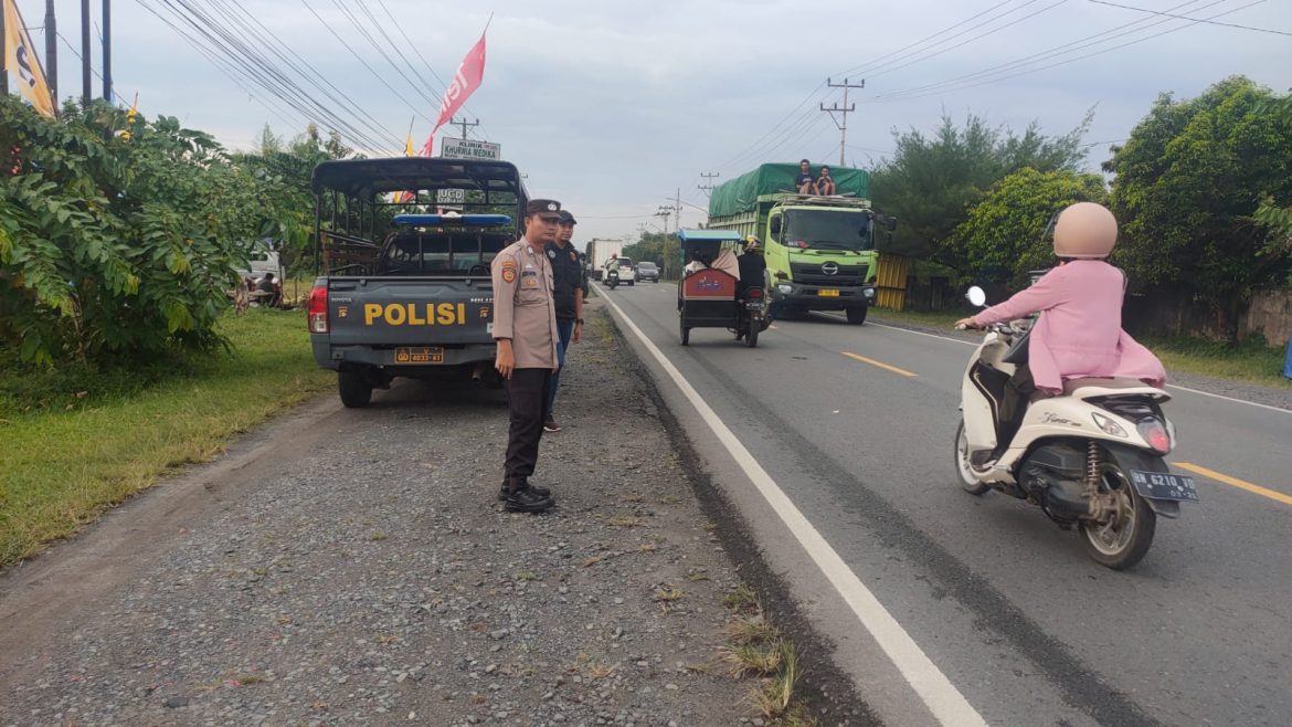 Polsek Indralaya Laksanakan Pengamanan Pasar Bedug Ramadhan 1446 H di Wilayah Hukum Polsek Indralaya