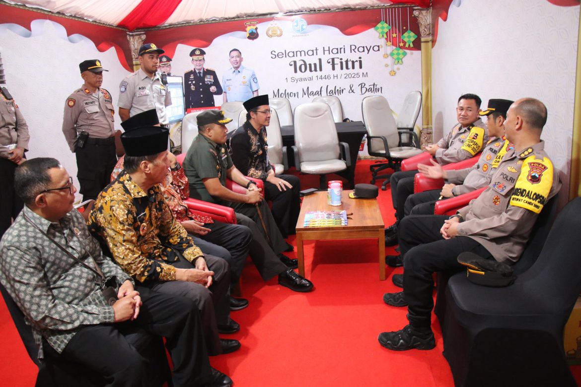 Kapolresta Magelang dan Forkopimda Tinjau Pospam, Posyan, dan Gudang Bulog untuk Kelancaran Operasi Ketupat Candi 2025