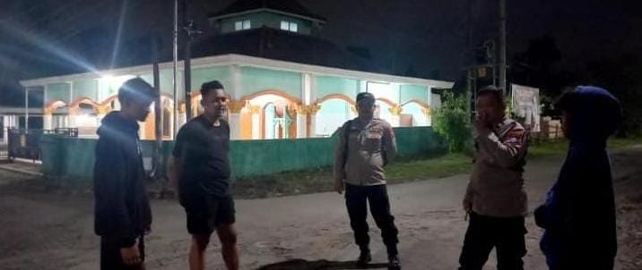 Polsek Jatikalen Gelar Patroli Sahur, Pastikan Situasi Kondusif