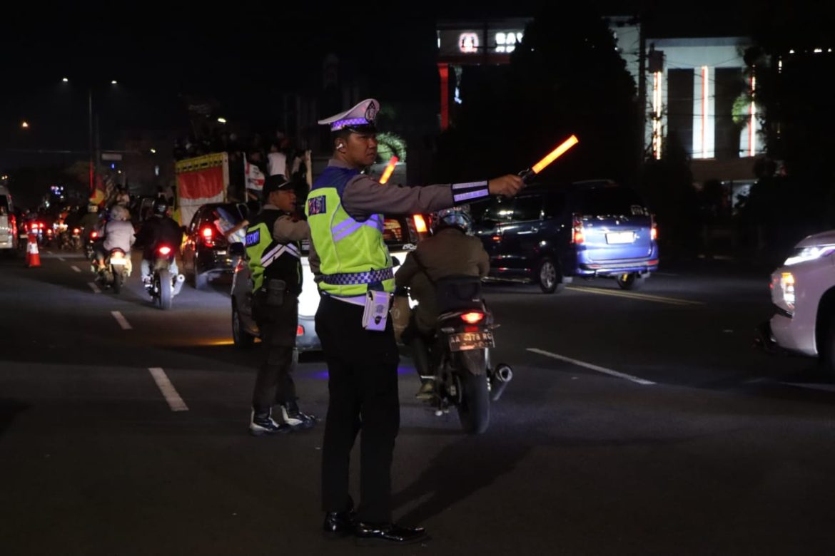 Bersama Tim Gabungan, Polresta Magelang Laksanakan Pengamanan Malam Takbiran