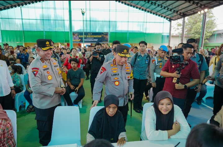 Kunjungi Polda Sumut, Kapolri Tinjau Renovasi Masjid hingga Bakti Sosial