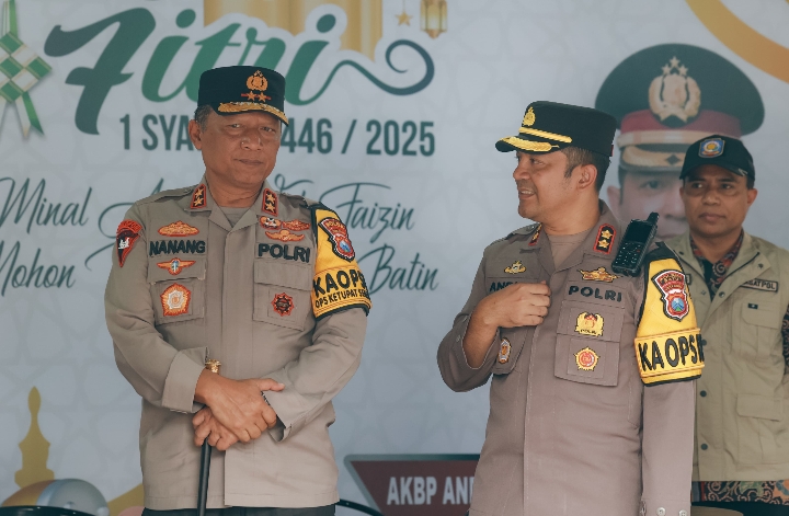 Kapolda Jatim Kunjungi Pos Terpadu Batos Pastikan Kesiapan Pengamanan di Lokasi Wisata Saat Libur Lebaran