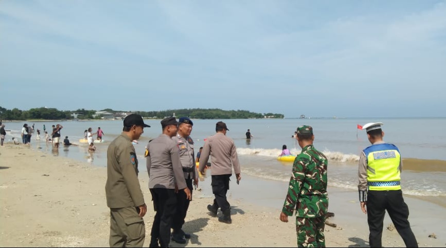Hari Kedua Idul Fitri, Kodim 0719 / Jepara Siap Bantu Polres Amankan Objek Wisata