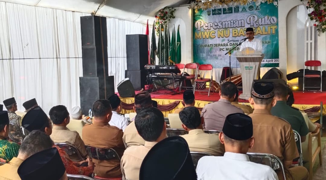 Danramil 03 / Batealit Hadiri Peresmian Ruko MWC NU Batealit Bersama Bupati Jepara