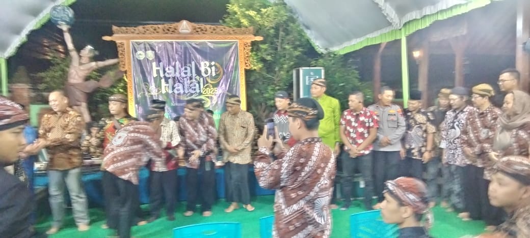 Kasdim 0719 / Jepara Hadiri Halal Bihalal Yayasan Praja Hadipuran Manunggal, Pererat Sinergi TNI, Pemerintah dan Masyarakat