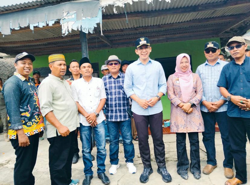 Masyarakat Dapat Respons Positif Bupati, Kades Bumi Daya Dinilai Tak Berempati ke Warganya Dalam Aksi Kreatif