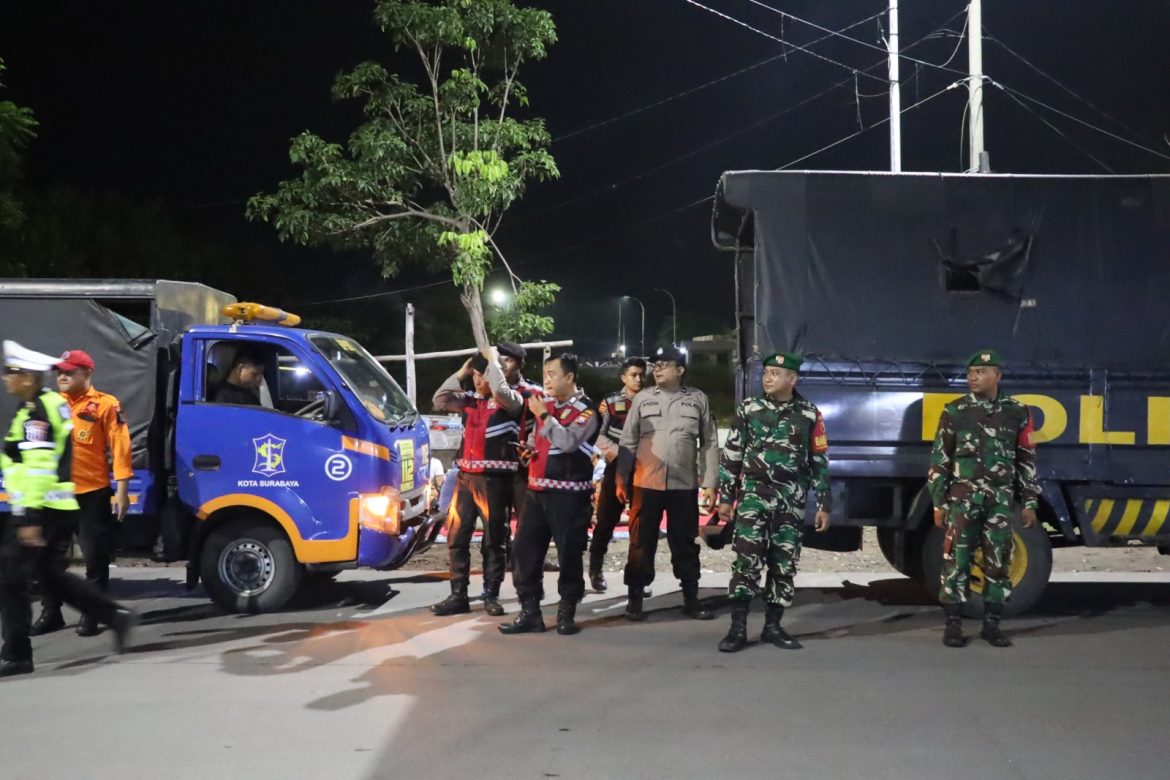 Long Weekend, Polres Pelabuhan Tanjung Perak Surabaya Gelar Patroli Skala Besar Gabungan TNI Polri.