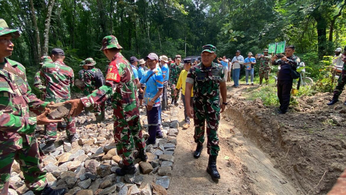 Danrem 081/DSJ Rasakan Geliat Pembangunan di Ngluyu, Daerah Terisolir di Nganjuk