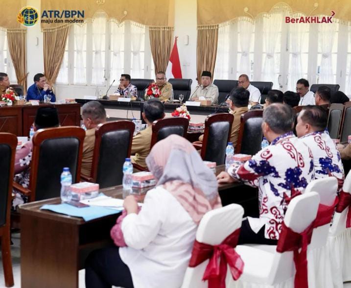 Nusron Wahid Minta Kepastian Hukum dan Solusi Terkait Isu Pertanahan dan Tata Ruang untuk Wilayah Sumatra Barat 