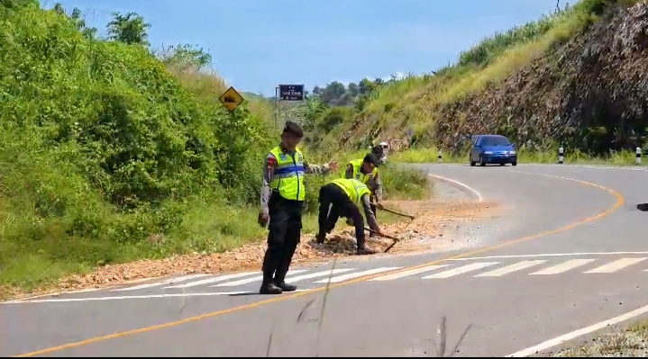 Sambut Libur Paskah Polres Blitar Gelar Patroli KRYD