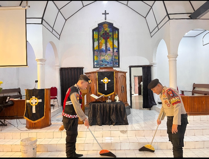 Patroli Dialogis dan Bakti Religi di Gereja, Polres Situbondo Beri Rasa Aman Jelang Perayaan Paskah