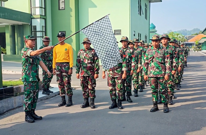 Kodim 0817/Gresik Gelar Kegiatan Penilaian Siap Jasmani Militer (PSJM) untuk Tingkatkan Kesiapan Fisik Prajurit