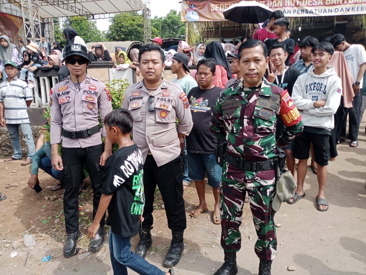 Koramil 12 / Donorojo Amankan Tradisi Sedekah Bumi dan HUT ke-114 Desa Banyumanis