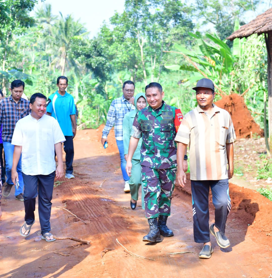 Dansatgas TMMD Reguler ke-124 Kodim 0719/Jepara Ajak Rekanan Tinjau Lokasi Normalisasi Bendungan Sebumbum