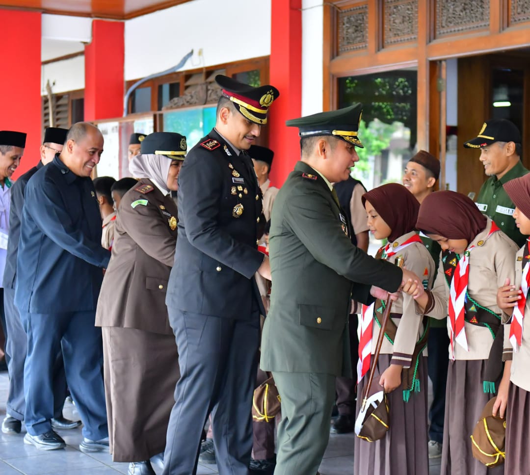 Dandim 0719 / Jepara Hadiri Upacara Hari Kebangkitan Nasional ke 117 di Pemkab Jepara