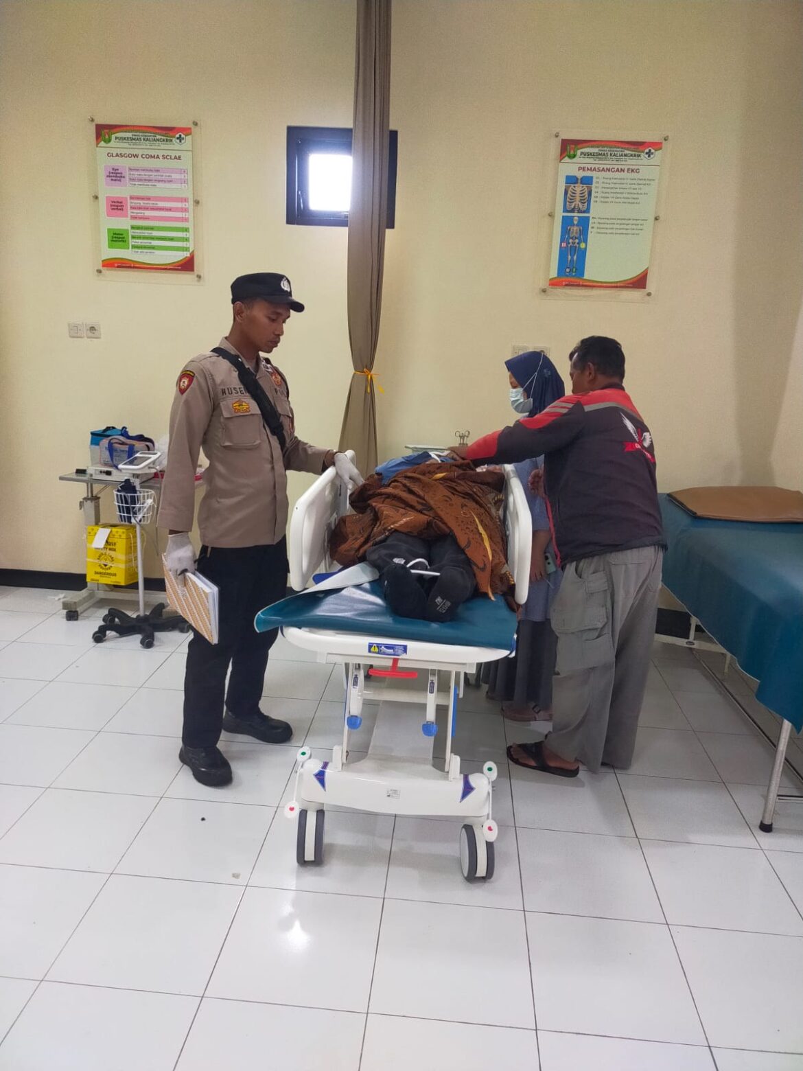 Lansia Meninggal Mendadak di Halte Depan SD Kaliangkrik, Diduga Karena Riwayat Penyakit