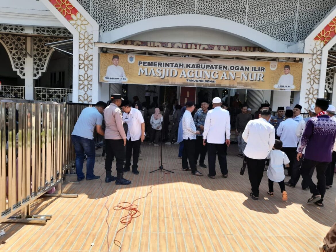 Polres Ogan Ilir Amankan Kegiatan Pelepasan dan Keberangkatan Jemaah Calon Haji Tahun 2025