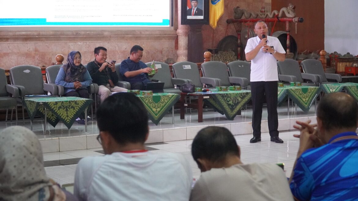 Walkot Targetkan Peningkatan Pelayanan Publik