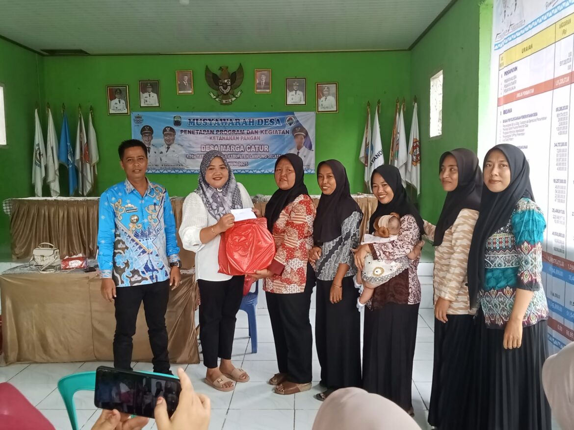 Dusun 2 Belik Marga Catur Pemenang Dalam Lomba Menanam Tanaman  Obat Keluaga Bersma Ibu PKK Di Desa Marga Catur
