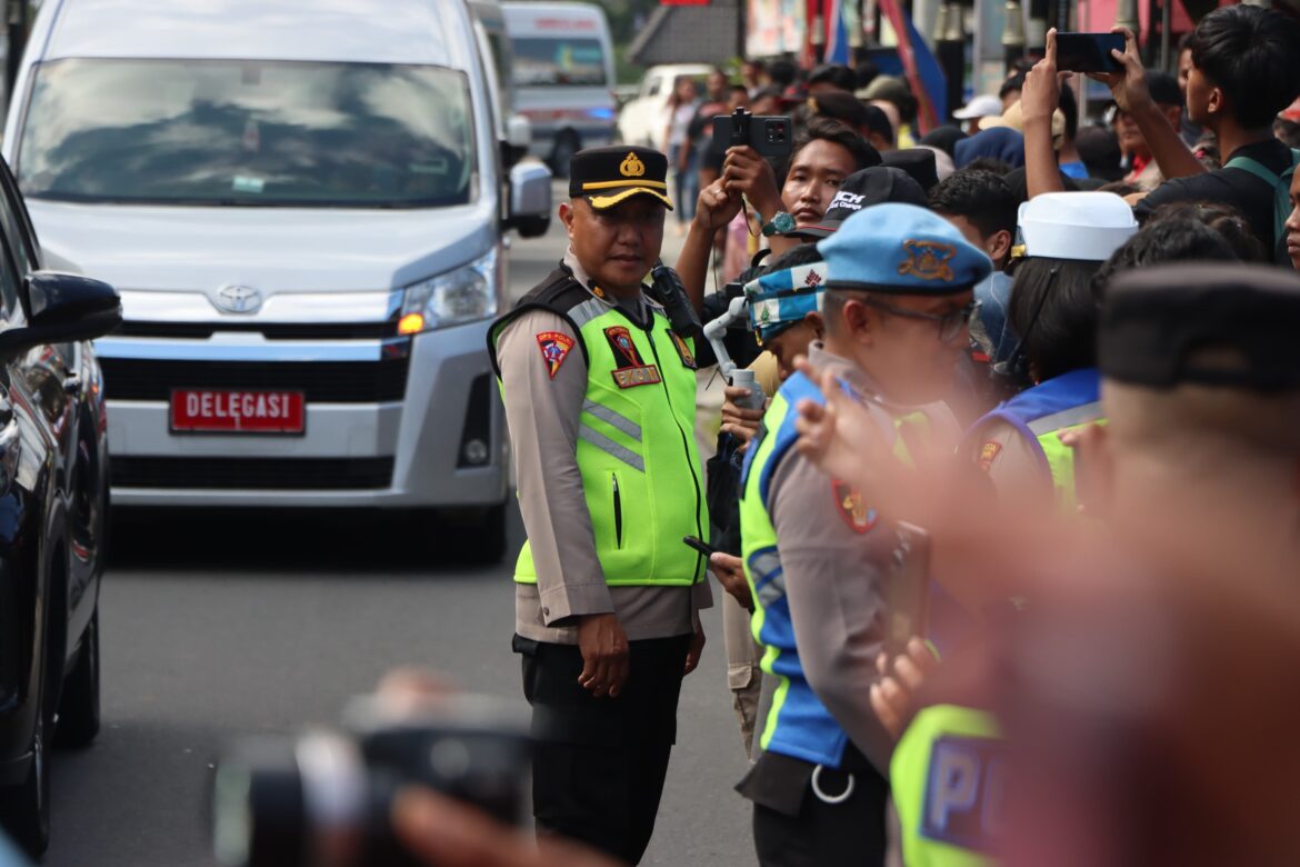 Pengamanan VVIP Sukses, Polresta Magelang Kawal Kunjungan Bersejarah Presiden RI dan Presiden Prancis di Borobudur