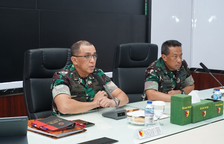 Pangdam V/Brawijaya Terima Paparan Danrem Soal Kesiapan Lahan Ketahanan Pangan Terpadu 10 Hektare