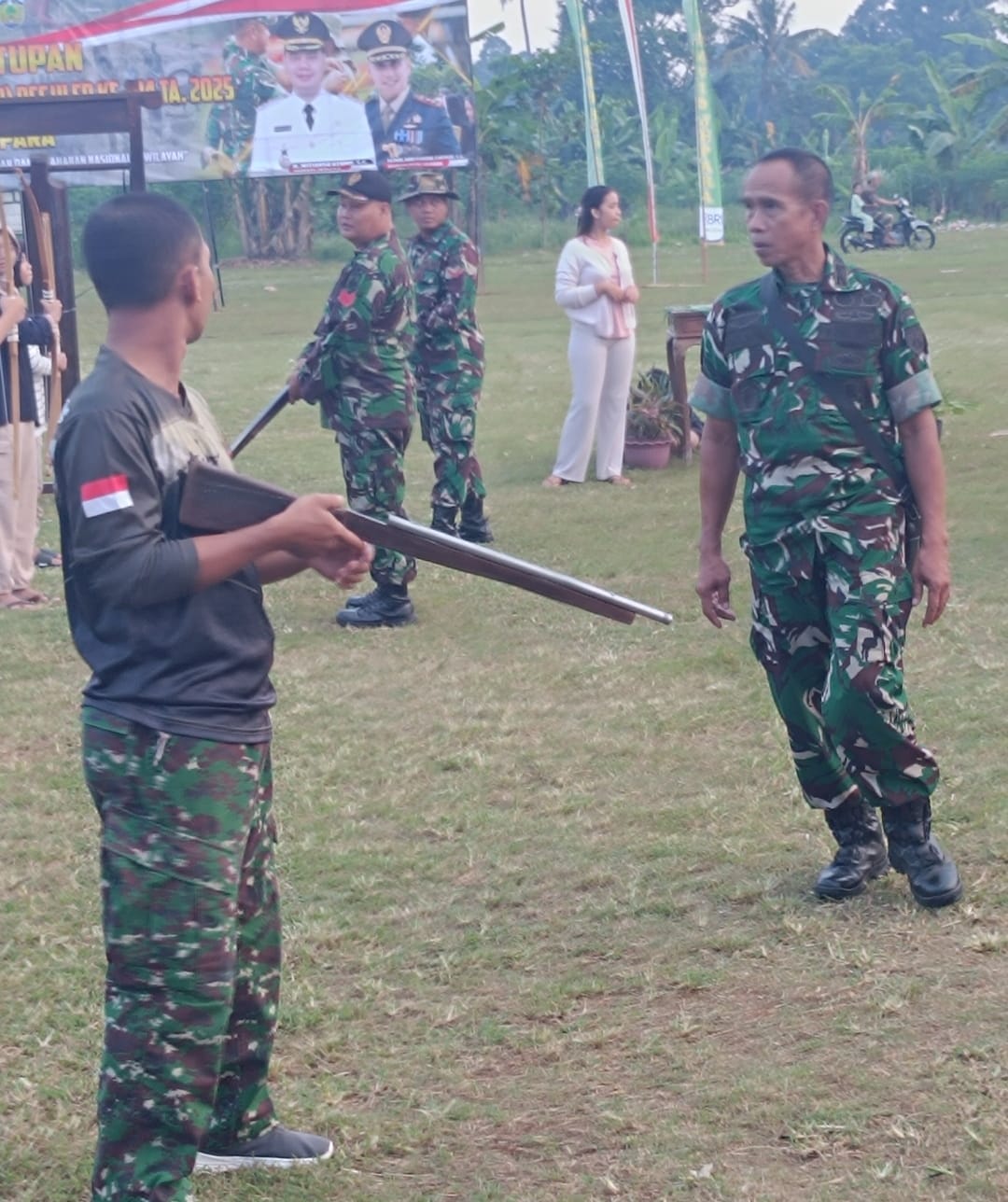 Lettu Inf Sumartono Pimpin Gladi Bersih Teatrikal Kolosal “Ratu Kalinyamat” Jelang Penutupan TMMD ke-124 Kodim Jepara