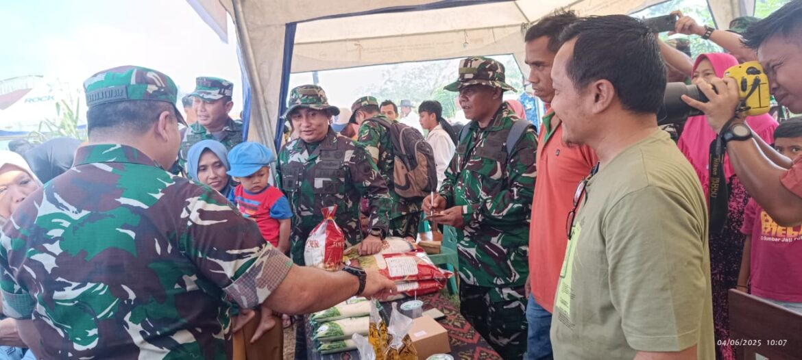 Aksi Mengejutkan Kasdam Usai TMMD: Semua Dagangan Diborong, Warga Dibanjiri Sembako