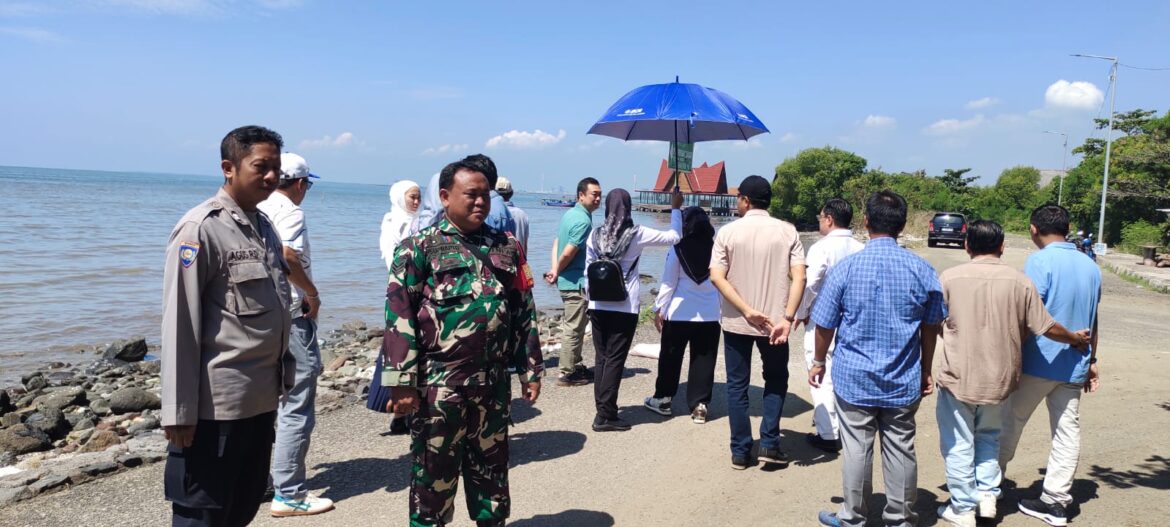 Babinsa dan Bhabinkamtibmas Dampingi Kunjungan Wakil Wali Kota Cirebon ke Lokasi KOTAKU