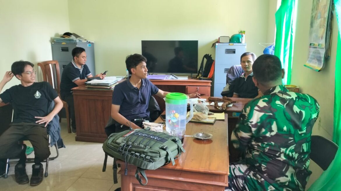 Babinsa Tulakan dan BPP Pertanian Donorojo Lakukan Pemantauan Komoditas Singkong di Lahan Petani Hutan