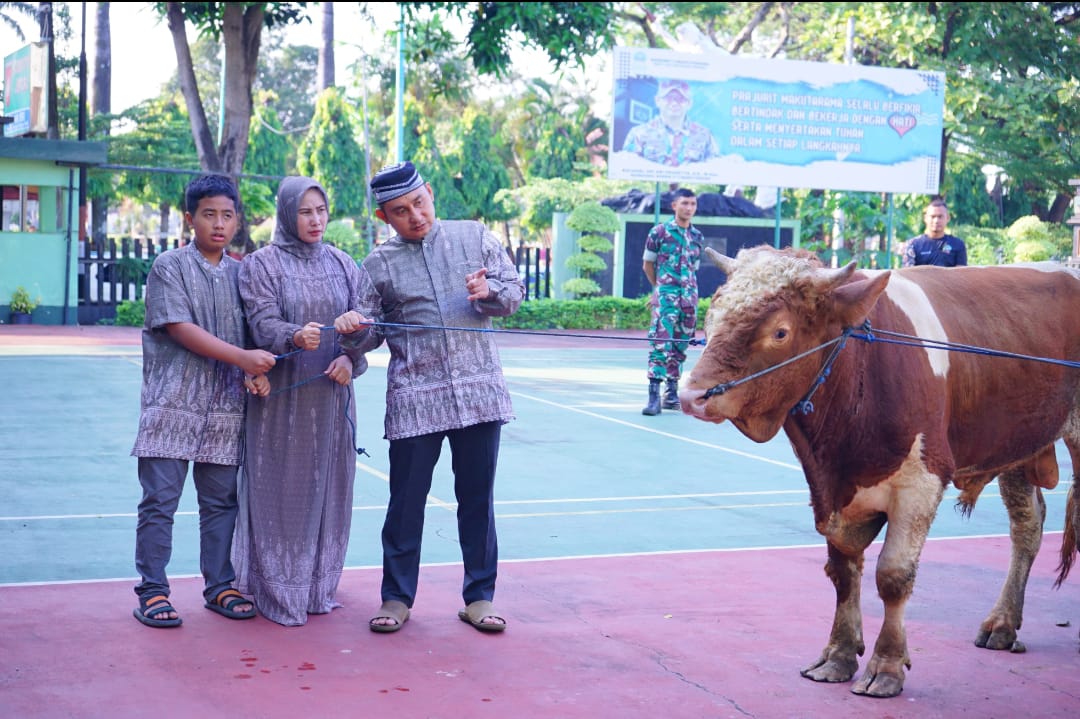 Idul Adha Penuh Makna, Kodim 0719 / Jepara Kurban 2 Sapi dan 3 Kambing