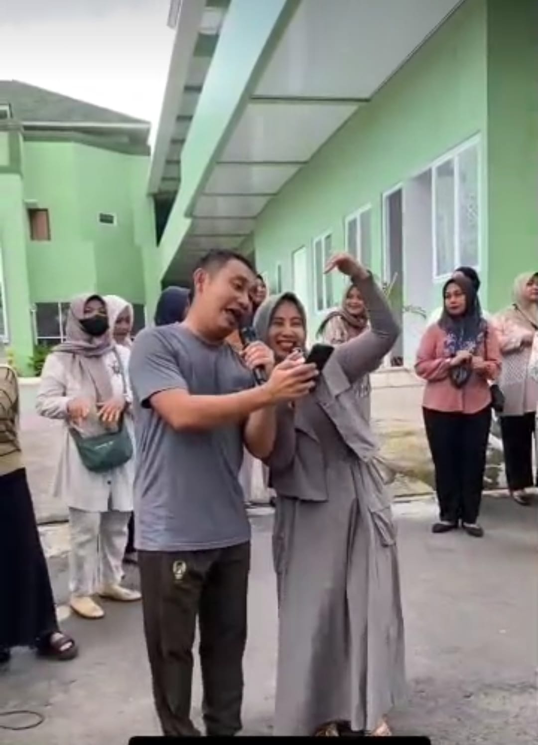 Denny Caknan KW Bikin Geger Ultah Ketua Persit Jepara, Lagu Favorit Jadi Hadiah Spesial