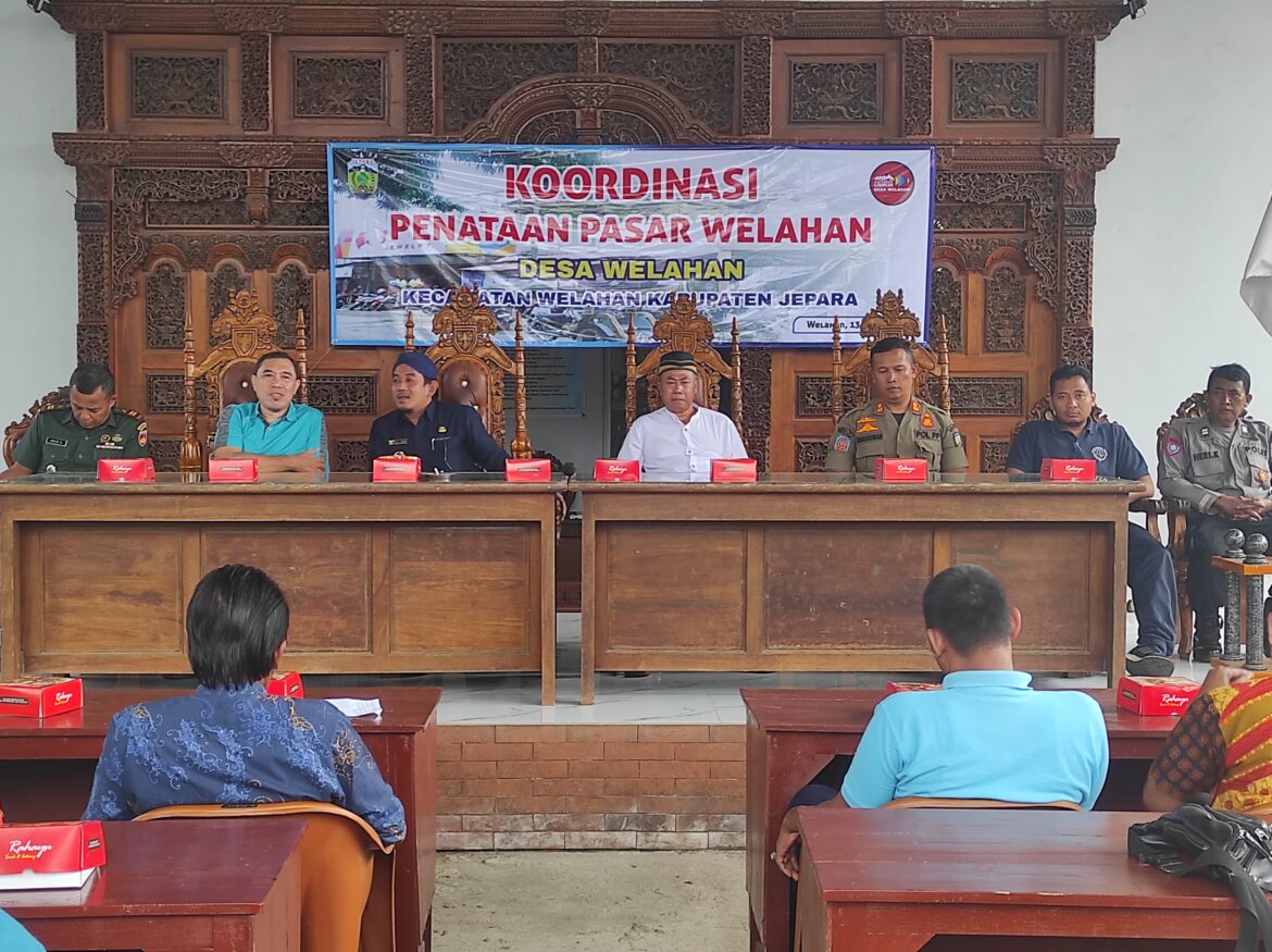 Danramil 06 / Welahan Hadiri Rapat Koordinasi Penataan Pasar Welahan Bersama Forkopimcam dan Instansi Terkait