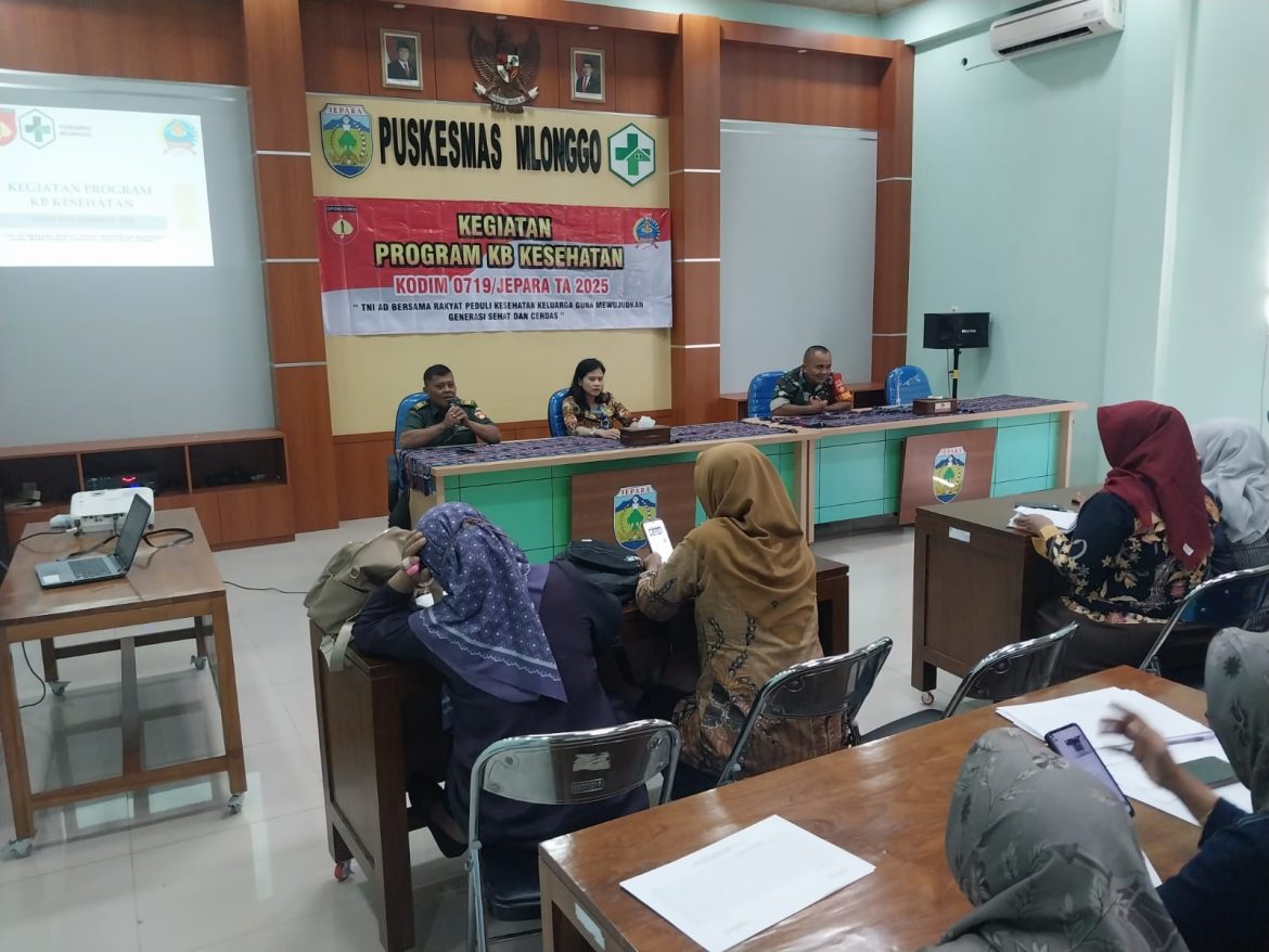Kodim 0719 / Jepara Bersama DP3AP2KB Gelar Sosialisasi Program KB, Dukung OMSP TNI di Bidang Kesehatan