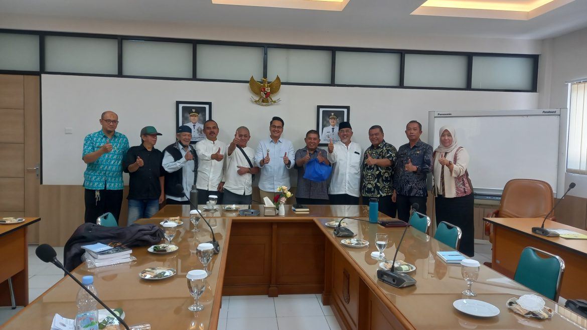 Adhitia Yudhistira Apresiasi Pertemuan LSM Fopdar, Nama Pendiri Cimahi Diusulkan Menjadi Nama Jalan